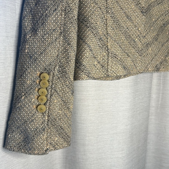 BCBG MAXAZRIA TWEED/WOOL RUFFLE COLLAR BLAZER (M) - Picture 8 of 8